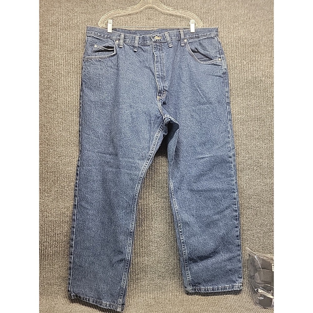Mens 44x30 Wrangler Blue Jeans Relaxed Fit
